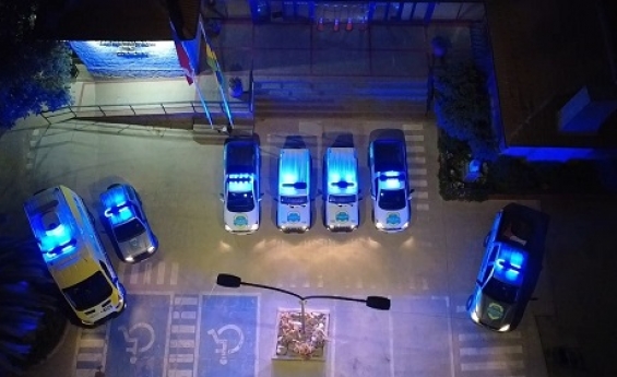 Municipalidad de Curacaví incorpora cuatro nuevas camionetas para reforzar la seguridad comunal