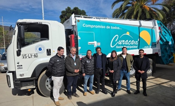Nuevo Camión Compactador Refuerza La Recolección De Basura En Curacaví 
