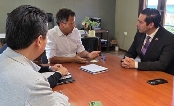 Para  incrementar apoyo del Gobierno en esta área Alcalde de Curacaví se reúne con el Seremi Metropolitano de Seguridad