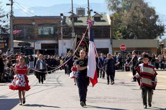 Con Tradicional Desfile Curacaví da Inicio a Las Actividades de Fiestas Patrias en la Comuna