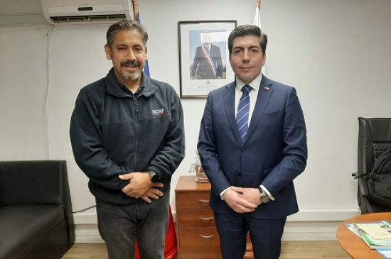 Delegado Presidencial Provincial de Melipilla y jefe provincial de INDAP coordinan trabajo para fortalecer el desarrollo agrícola del territorio