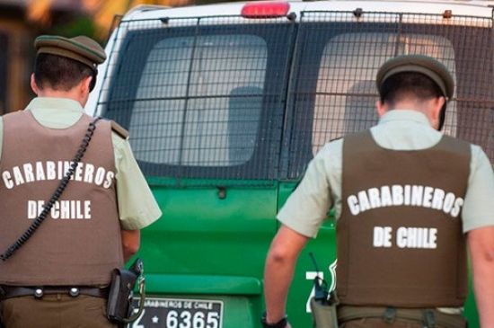 Carabineros Detuvo A Banda Delictual Que Ocultaba Camión Con Cigarrillos De Contrabando