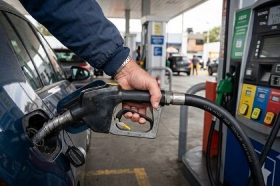 Alivio para el bolsillo local: Combustibles registran nueva baja en sus precios
