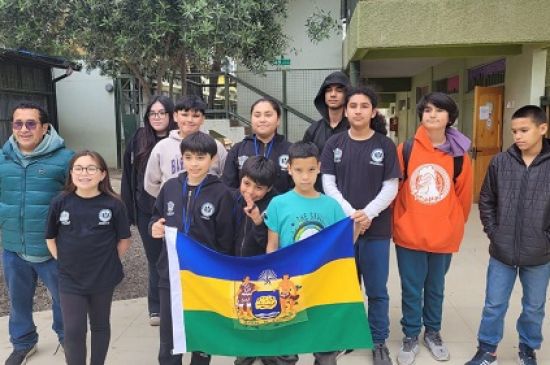 Jóvenes ajedrecistas de Curacaví destacan  en torneo regional en Villa Alemana
